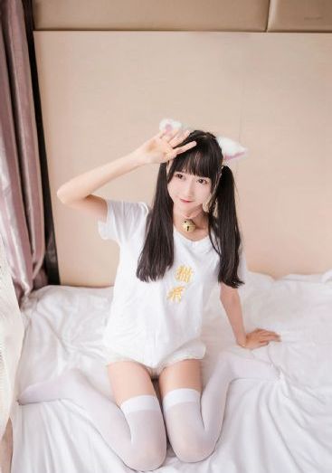《秘书》
