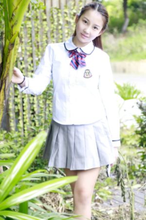 芳芳电影英文简介