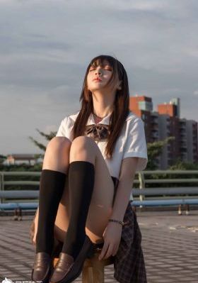这个勇者明明超强却过分慎重