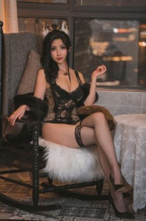 电影不扣钮的女孩