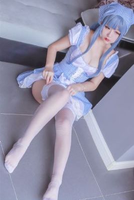 与年轻的岳母